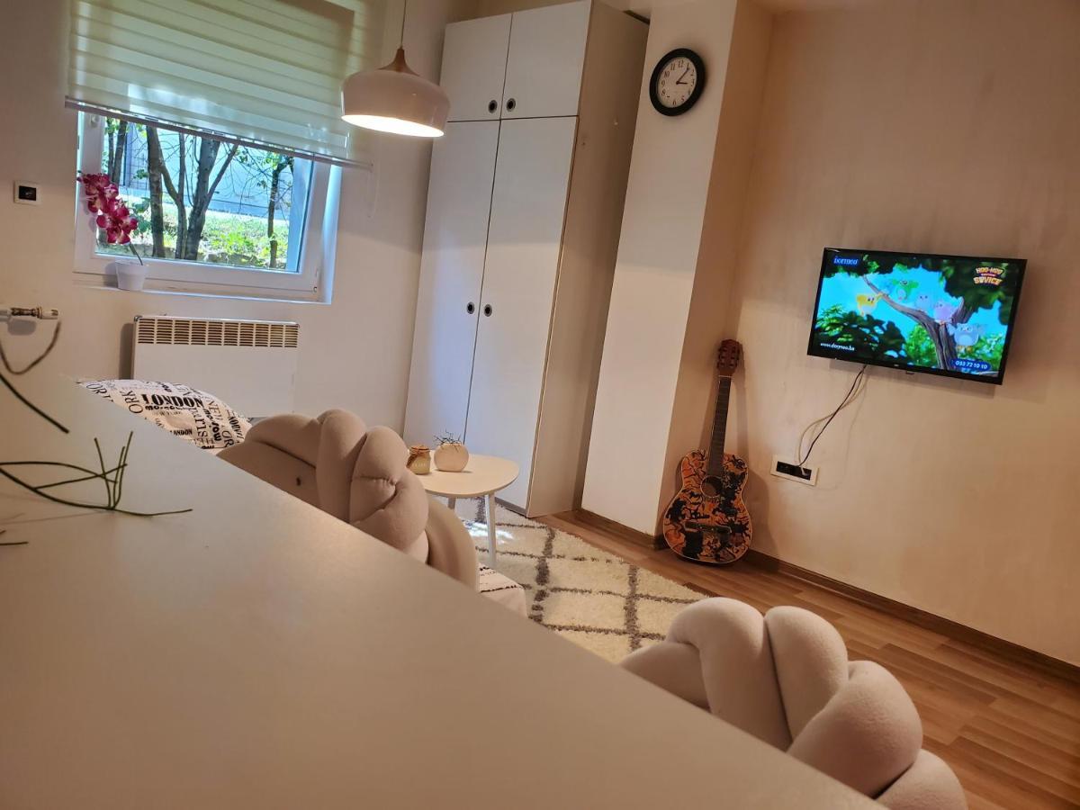 Sleep And Drive Suites Сараево Экстерьер фото